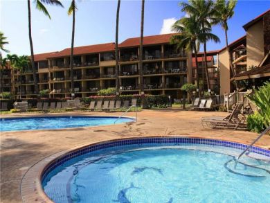 Pacific Ocean Views from This Maui Rental -