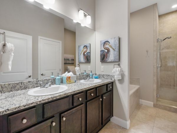 Miramar Beach Vacation Condo Walk to Beach