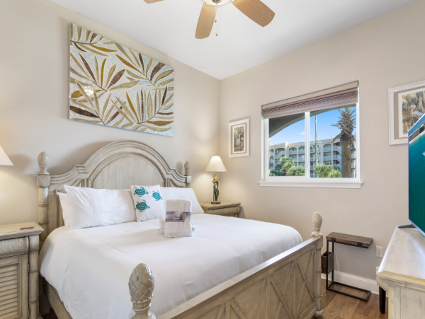 Charming 3 Bedroom Vacation Condo in Miramar Beach