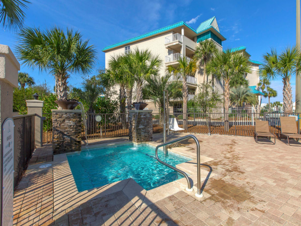 Charming 3 Bedroom Vacation Condo in Miramar Beach