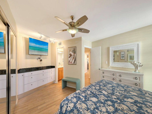 Gulf Front Paradise on Siesta Key - 2 Bedroom Condo