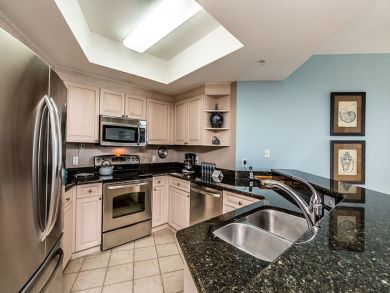 Destin Beachfront Condo Three Bedroom Sleeps Eight Destin Beachfront Condo Three Bedroom Sleeps Eight