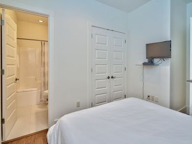 TV & Ensuite Bathroom in Bedroom Three