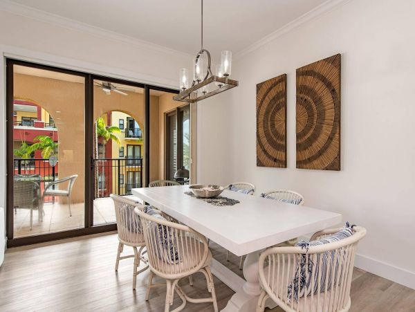 Fantastic Three Bedroom Vacation Condo with Bay Views
