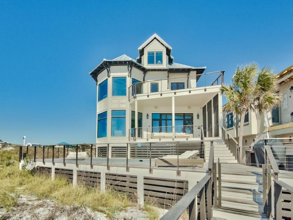 Luxury Seagrove Beachfront Vacation Rental Sleeps 26