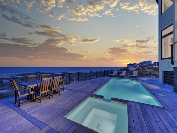 Luxury Seagrove Beachfront Vacation Rental Sleeps 26