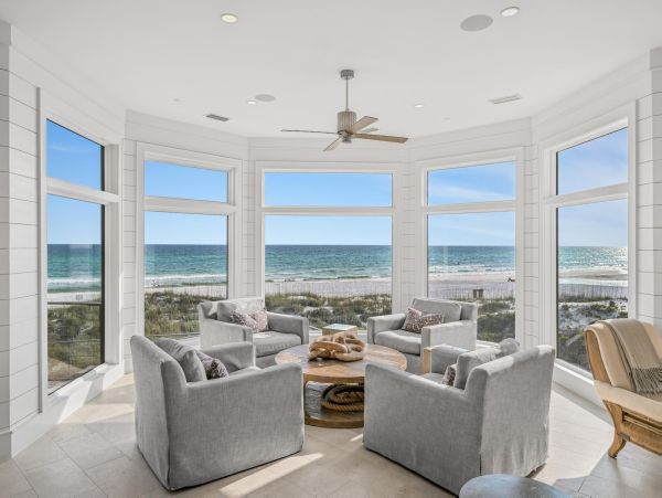 Luxury Seagrove Beachfront Vacation Rental Sleeps 26