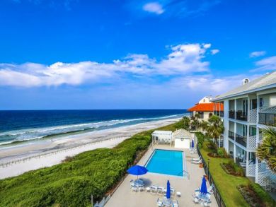 Community Pool & Beach Community Pool & Beach