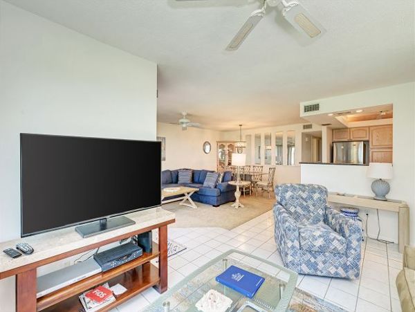 Beachfront Vacation 2 Bedroom Rental in Longboat Key