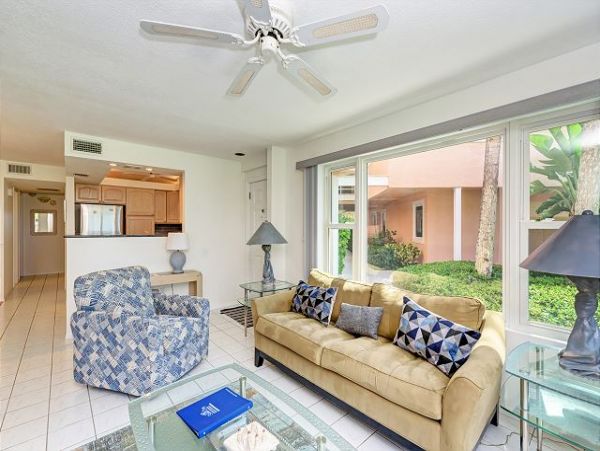 Beachfront Vacation 2 Bedroom Rental in Longboat Key