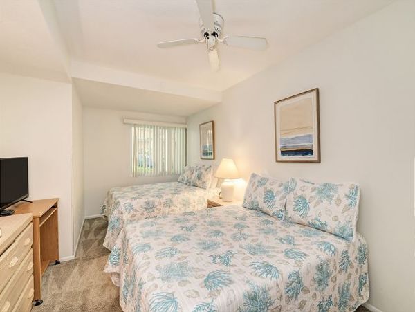 Beachfront Vacation 2 Bedroom Rental in Longboat Key