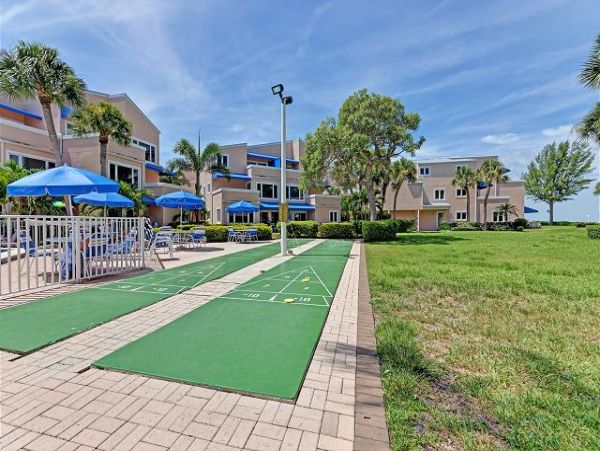 Beachfront Vacation 2 Bedroom Rental in Longboat Key