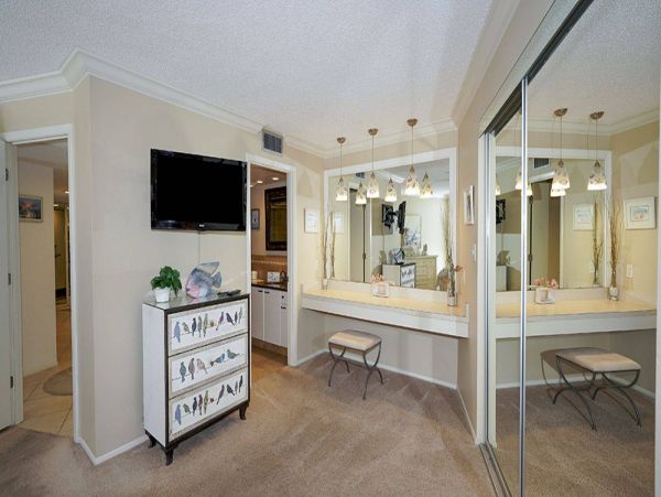 Siesta Key Vacation Condo 2 Bedrooms Sleeps 6