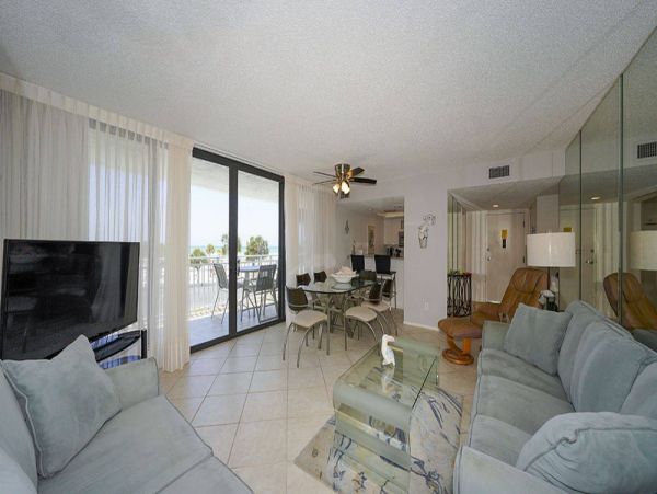 Siesta Key Vacation Condo 2 Bedrooms Sleeps 6