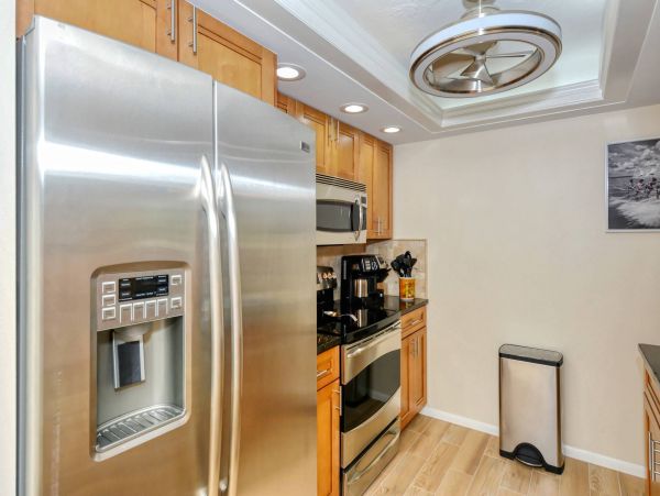 Siesta Key Condo Beach Views, Gulf and Pool a Rare Find!