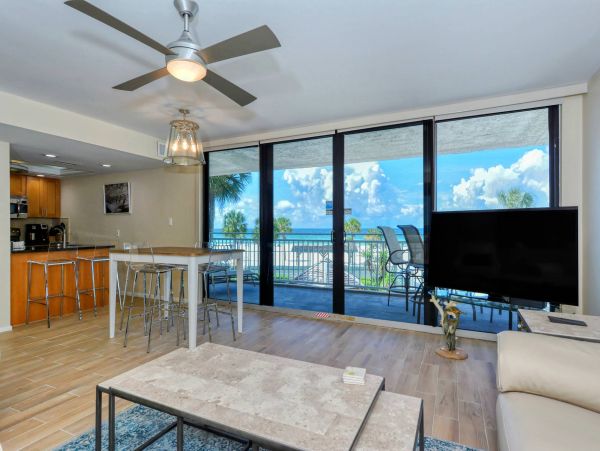 Siesta Key Condo Beach Views, Gulf and Pool a Rare Find!