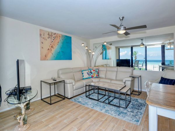 Siesta Key Condo Beach Views, Gulf and Pool a Rare Find!