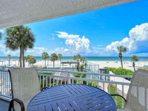 Siesta Key Condo Beach Views, Gulf and Pool a Rare Find!
