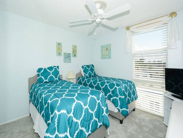 Siesta Key Two Bedroom Value Priced Steps to Beach Rental