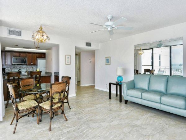 Siesta Key Two Bedroom Vacation Condo Steps to the Beach