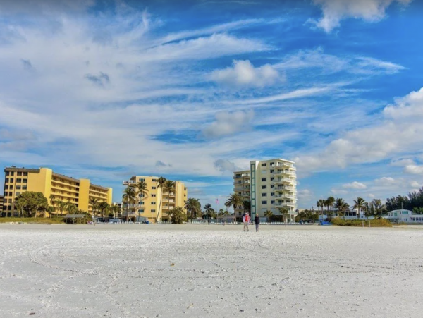 Siesta Key Two Bedroom Vacation Condo Steps to the Beach