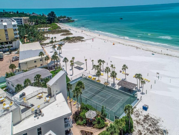 Siesta Key Two Bedroom Vacation Condo Steps to the Beach