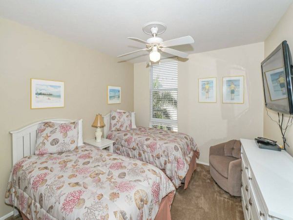 Siesta Key Value Vacation Condo with Views