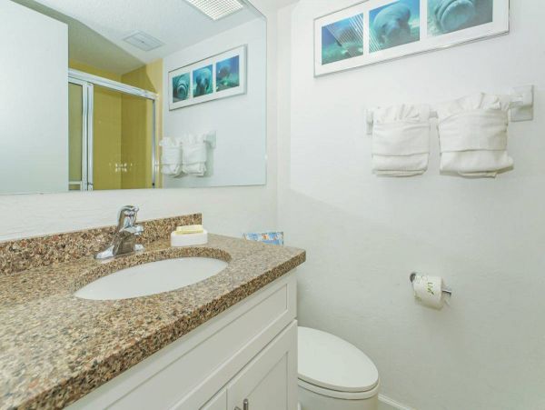 Siesta Key Value Vacation Condo with Views