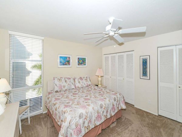 Siesta Key Value Vacation Condo with Views
