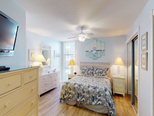 Siesta Key Vacation Condo Two bedroom Gulf Views