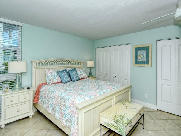 Siesta Key Lovely Condo