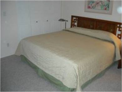 Two Bedroom Beach Condo Sleeps Four Right at the Beach