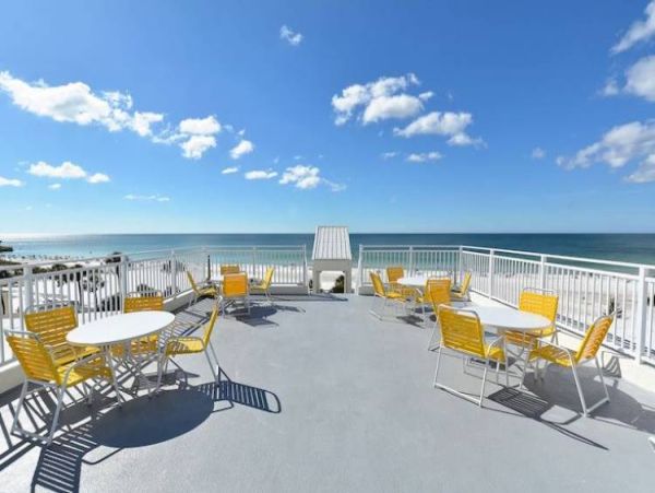Two Bedroom Beachfront Vacation Condo in Siesta Key