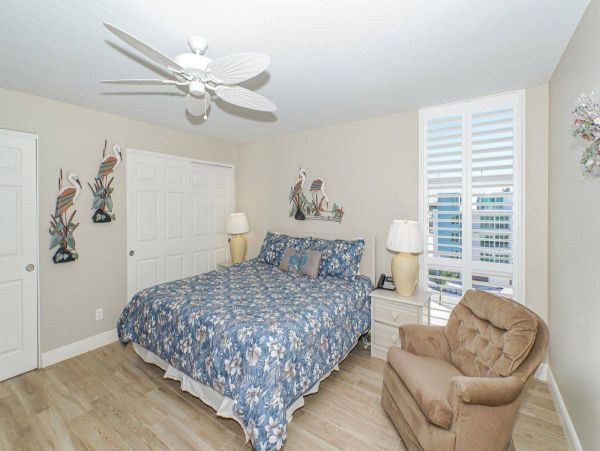 Beachfromt Two Bedroom Vacation Rental in Siesta Key