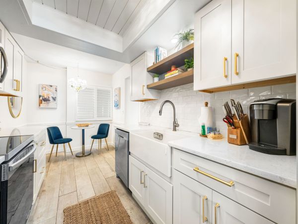 Amazing Views from This Two bedroom Condo  Walk to Siesta Key  Village