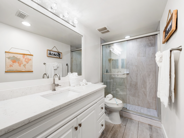 Amazing Views from This Two bedroom Condo  Walk to Siesta Key  Village