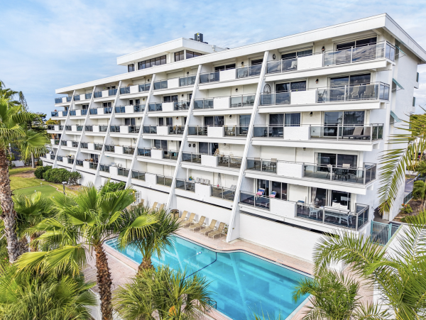 Amazing Views from This Two bedroom Condo  Walk to Siesta Key  Village