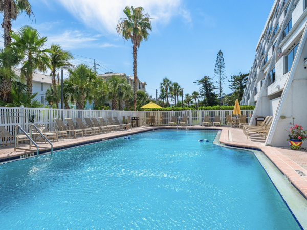 Amazing Views from This Two bedroom Condo  Walk to Siesta Key  Village