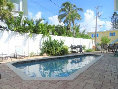 Value all the way Great Siesta Key Rental One Block to Villa
