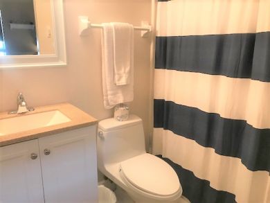 Value Priced Very Close to Beaches Siesta Village Duplex
