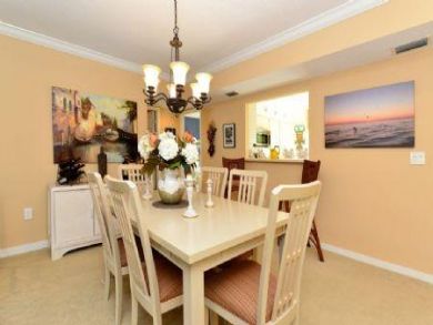 Two Bedroom Two Bathroom Condo Sleeps 6 Short Walk to Beach Two Bedroom Two Bathroom Condo Sleeps 6 Short Walk to Beach