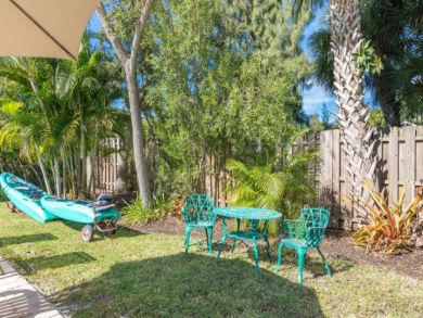 Siesta Key One Bedroom Vacation Home Sleeps 4 Guests