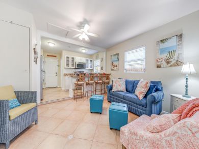 Siesta Key One Bedroom Vacation Home Sleeps 4 Guests