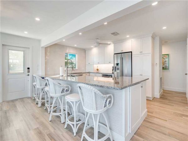 Great Beachfront Villa on North Captiva with Stunning Views