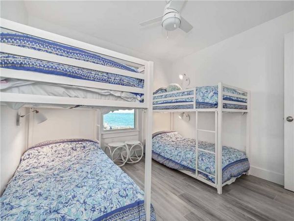 Great Beachfront Villa on North Captiva with Stunning Views