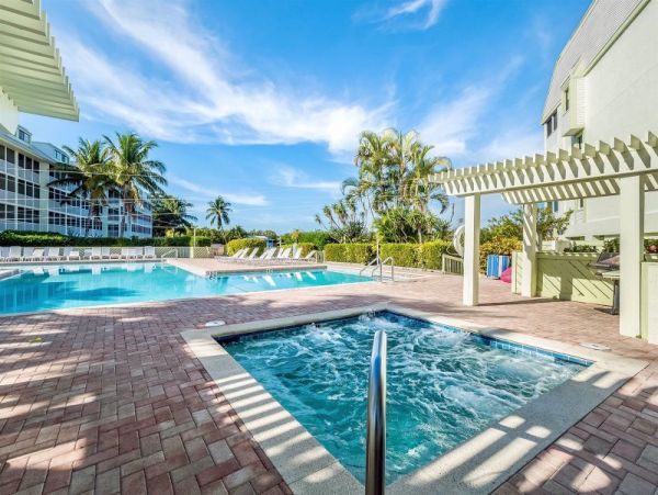 Captiva Island Luxury One Bedroom Vacation Rental