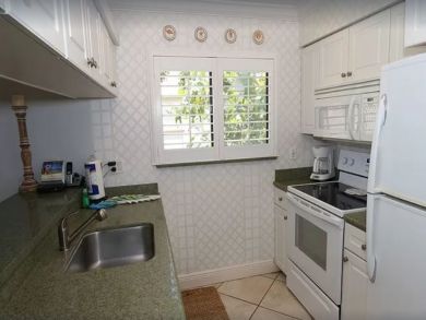 Captiva 2 Bedroom Condo with Full Gulf Views Sleeps 6