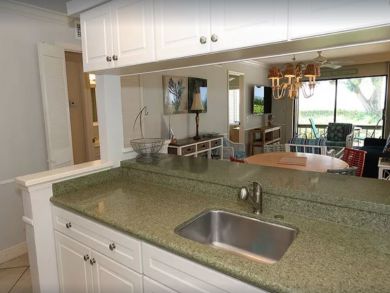 Captiva 2 Bedroom Condo with Full Gulf Views Sleeps 6