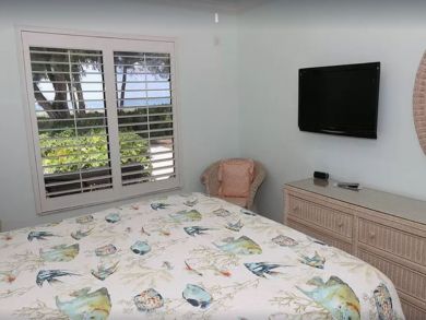 Captiva 2 Bedroom Condo with Full Gulf Views Sleeps 6