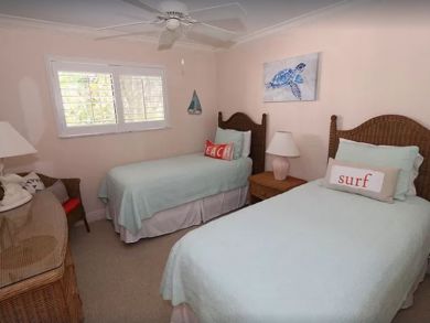 Captiva 2 Bedroom Condo with Full Gulf Views Sleeps 6
